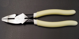 Klein-D2000-9NEGLW-Image1